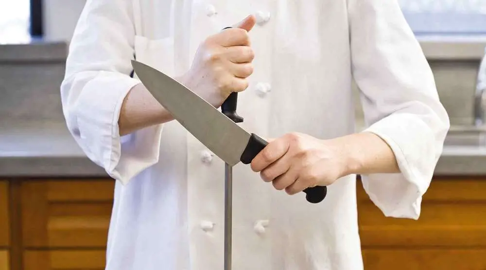 how to sharpen kitchen knives at home