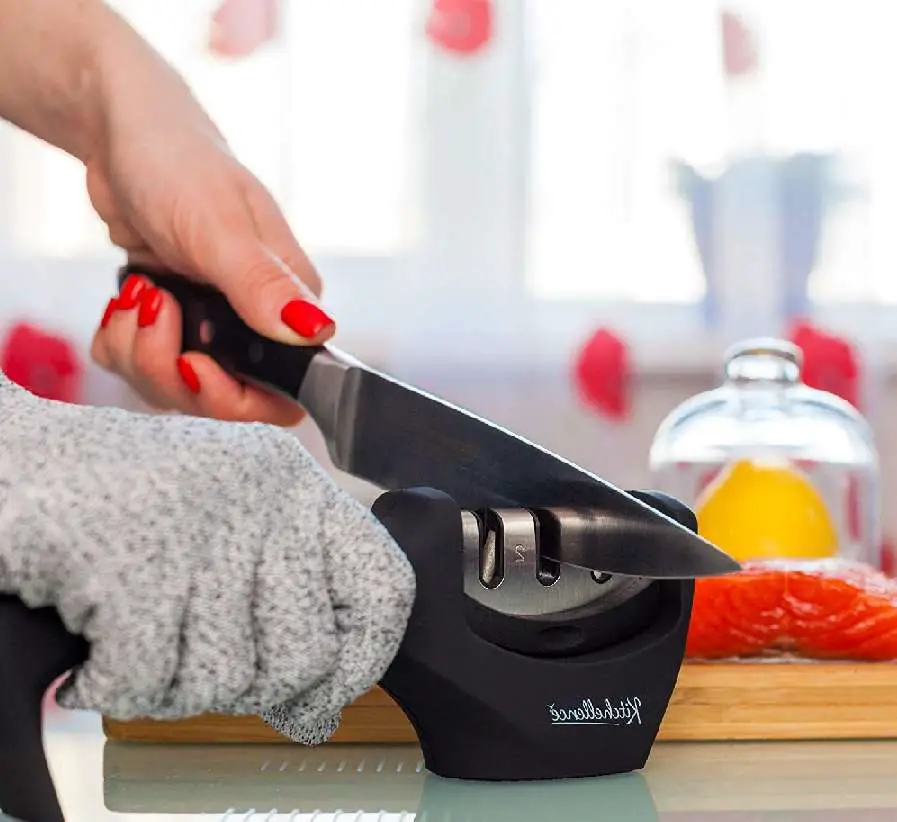 how to clean kitchen knife knives